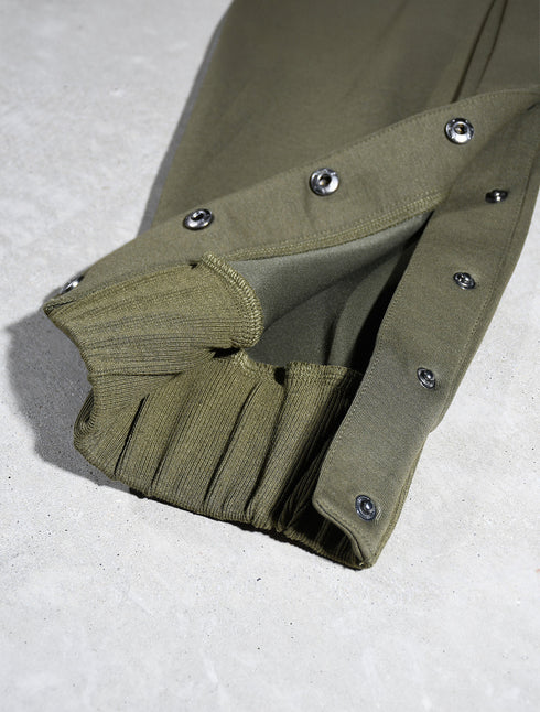 スクアドラ / ダンボールニット・スウェットロングパンツ / 高級感のあるスポーツニットを採用しているから、移動着にもぴったり。