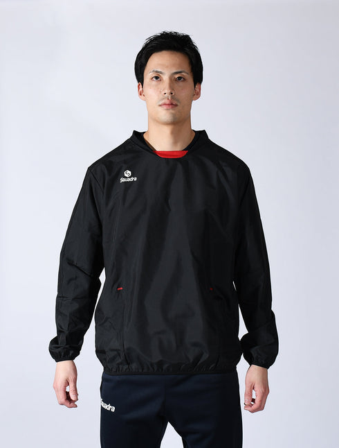 スクアドラ / ピステ・ウーブンジャケット / 防風性に優れているピステ。選手だけでなく、指導者の方にもおすすめ。