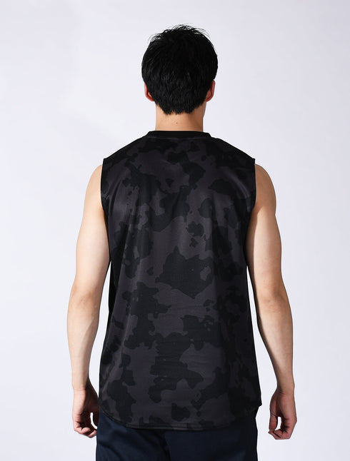 スクアドラ / グラフィック ノースリーブシャツ / 給水速乾性に優れていて、炎天下でも長時間の着用が可能。