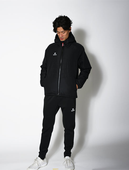 スクアドラ / ウィンターウォーマージャケット 普段着にも着用可能な防寒アウター。