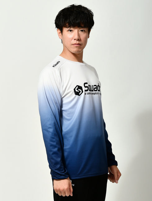 スクアドラ / グラフィックロングスリーブプラクティスシャツ (グラデーション) / 袖や身頃に鮮やかな色のグラデーションを表現した長袖のプラクティスシャツが新登場。昇華プリント技術で繊細な色や柄の表現が可能に。