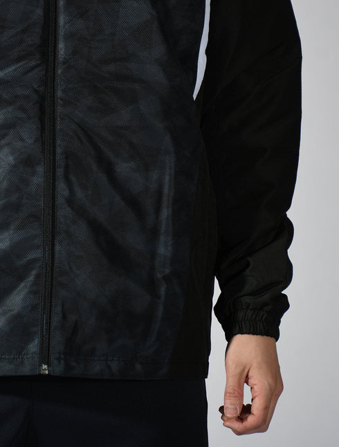 スクアドラ / 中綿キルト・ウィンドブレーカージャケット / 防寒性と防風性・撥水性を兼ね備えたウィンドブレーカージャケット。