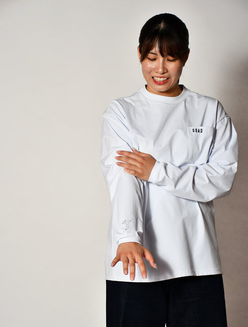 小山愛実シグネチャーモデル リラックスドフィット ロングスリーブT