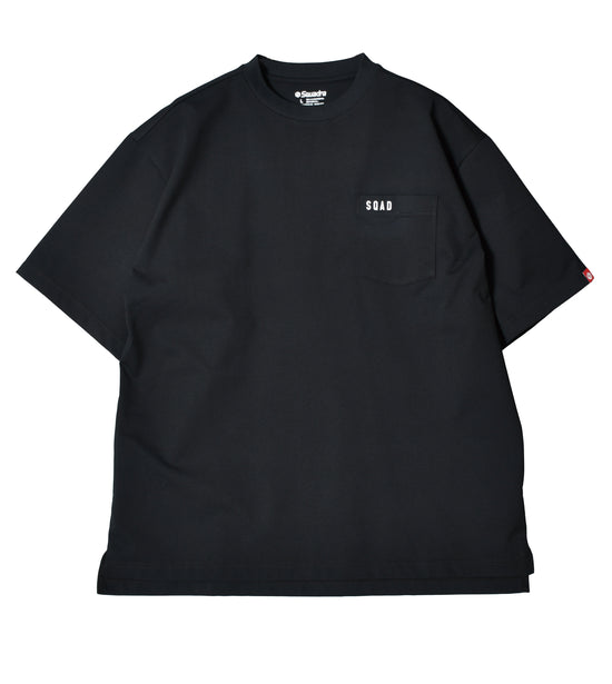 スクアドラ / 刺繍ロゴがポイントのシンプルTシャツ。